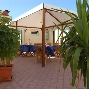 Pensjonat La Papaya, Marina Di Pisa