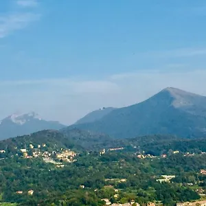 Lakes&hills Appartement Erba